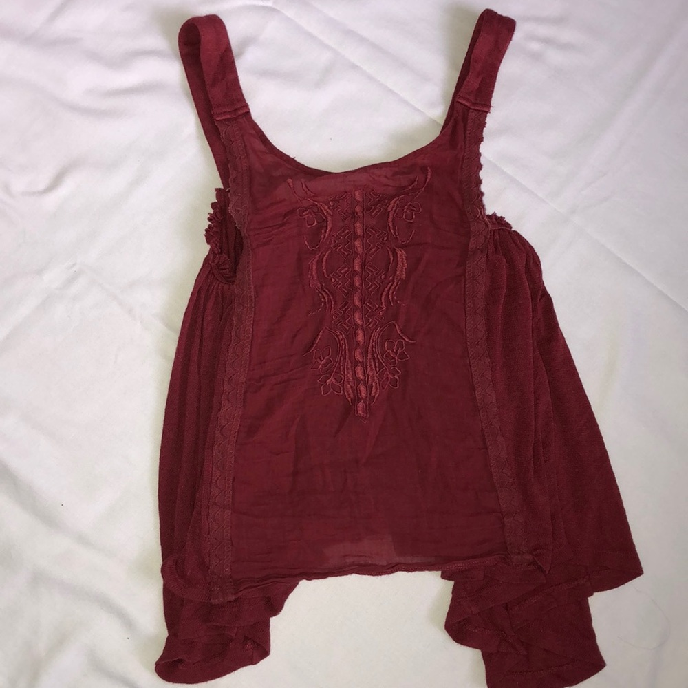 Maroon flowy sleeveless top